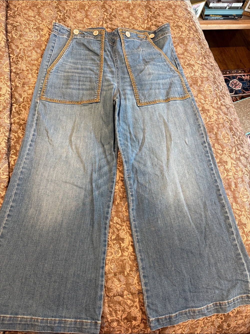 Pilcro Light Blue Wide-Leg Jeans with Front Patch Pockets